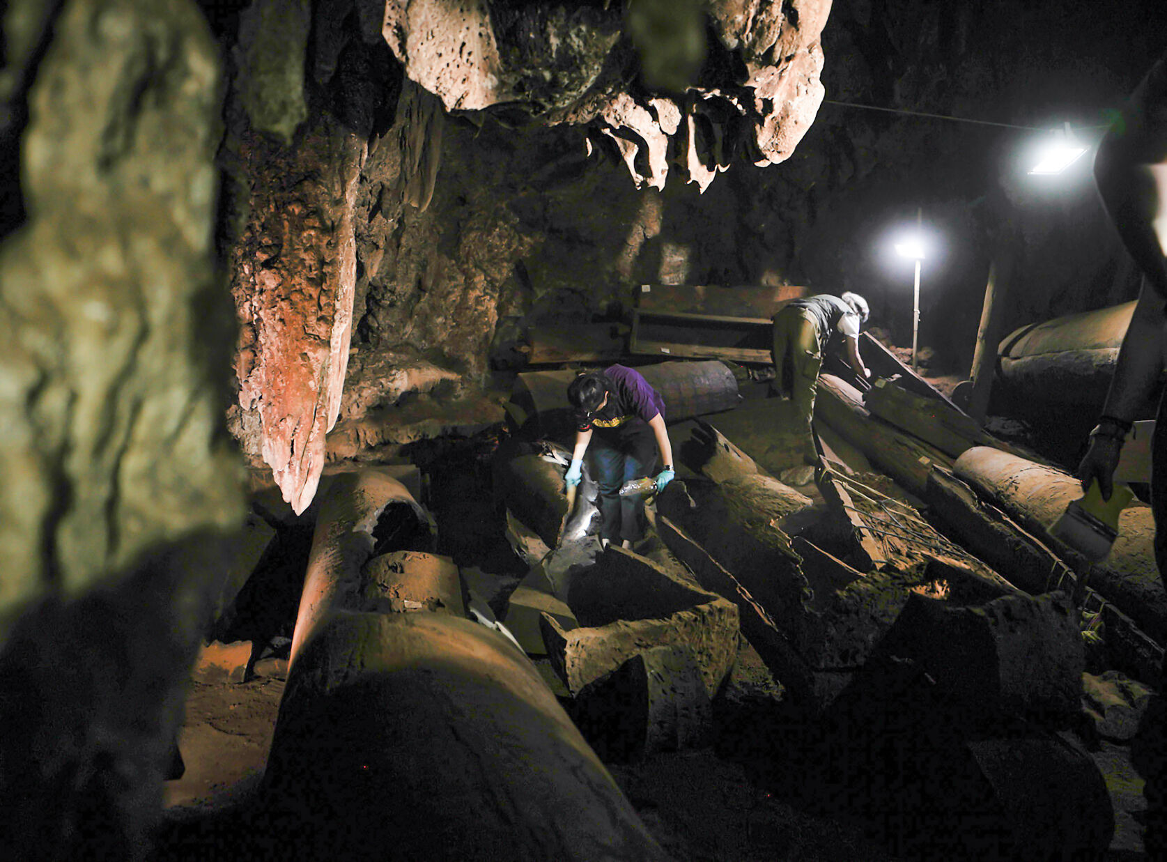 Thailand's wood coffins in caves
